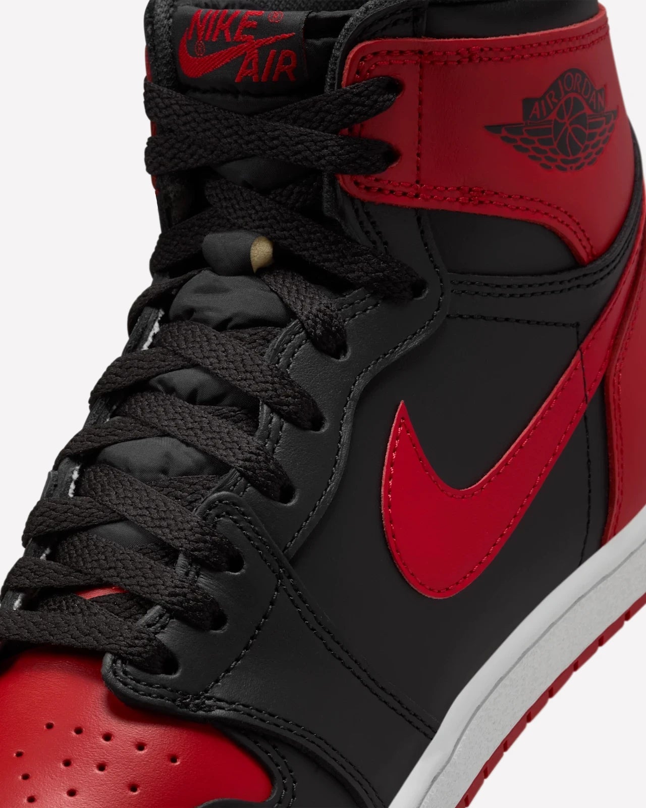 Air Jordan 1 Retro High 85 Bred