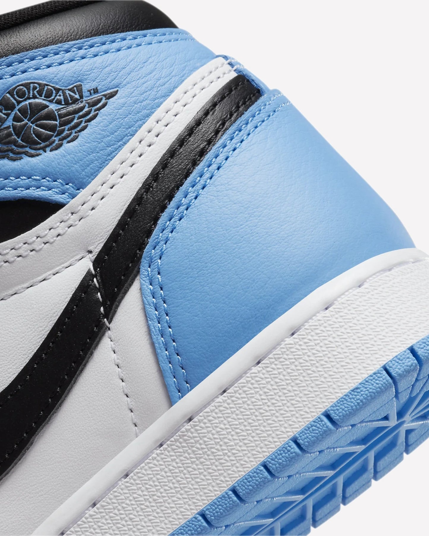 Air Jordan 1 Retro High OG UNC Toe (GS)