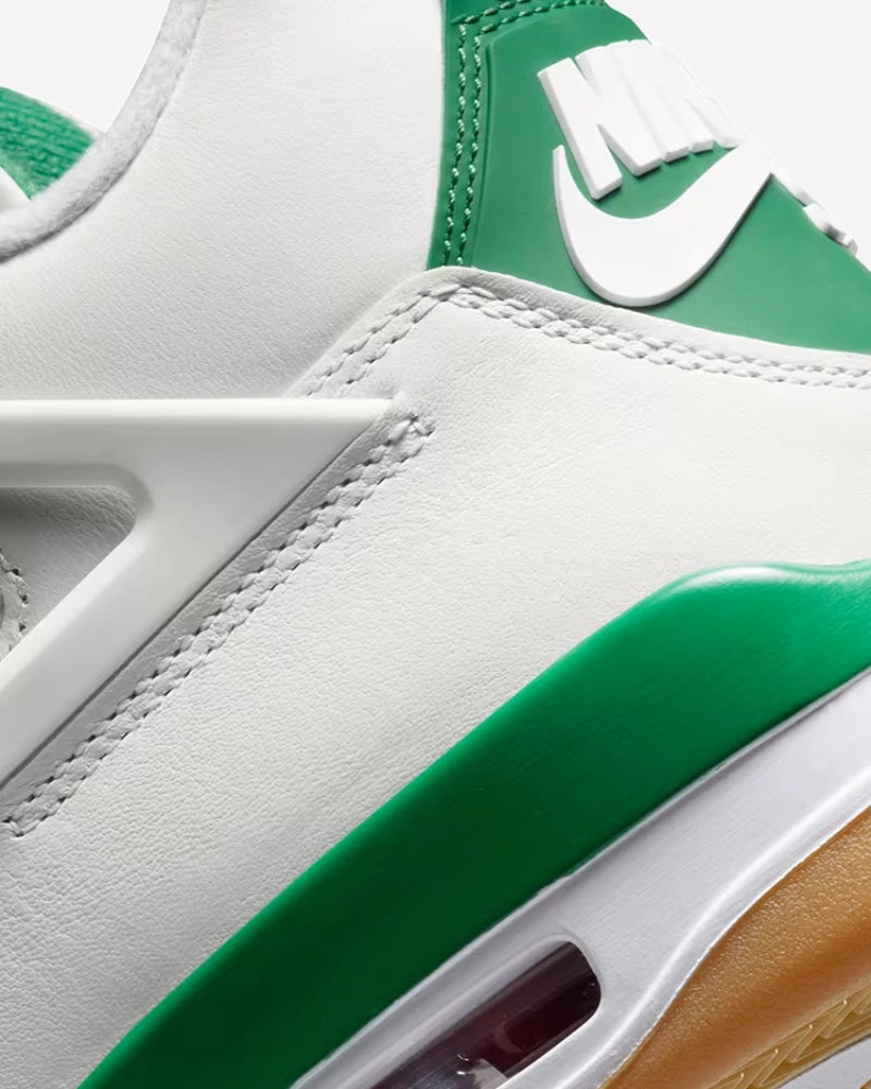 Air Jordan 4 Retro SB Pine Green
