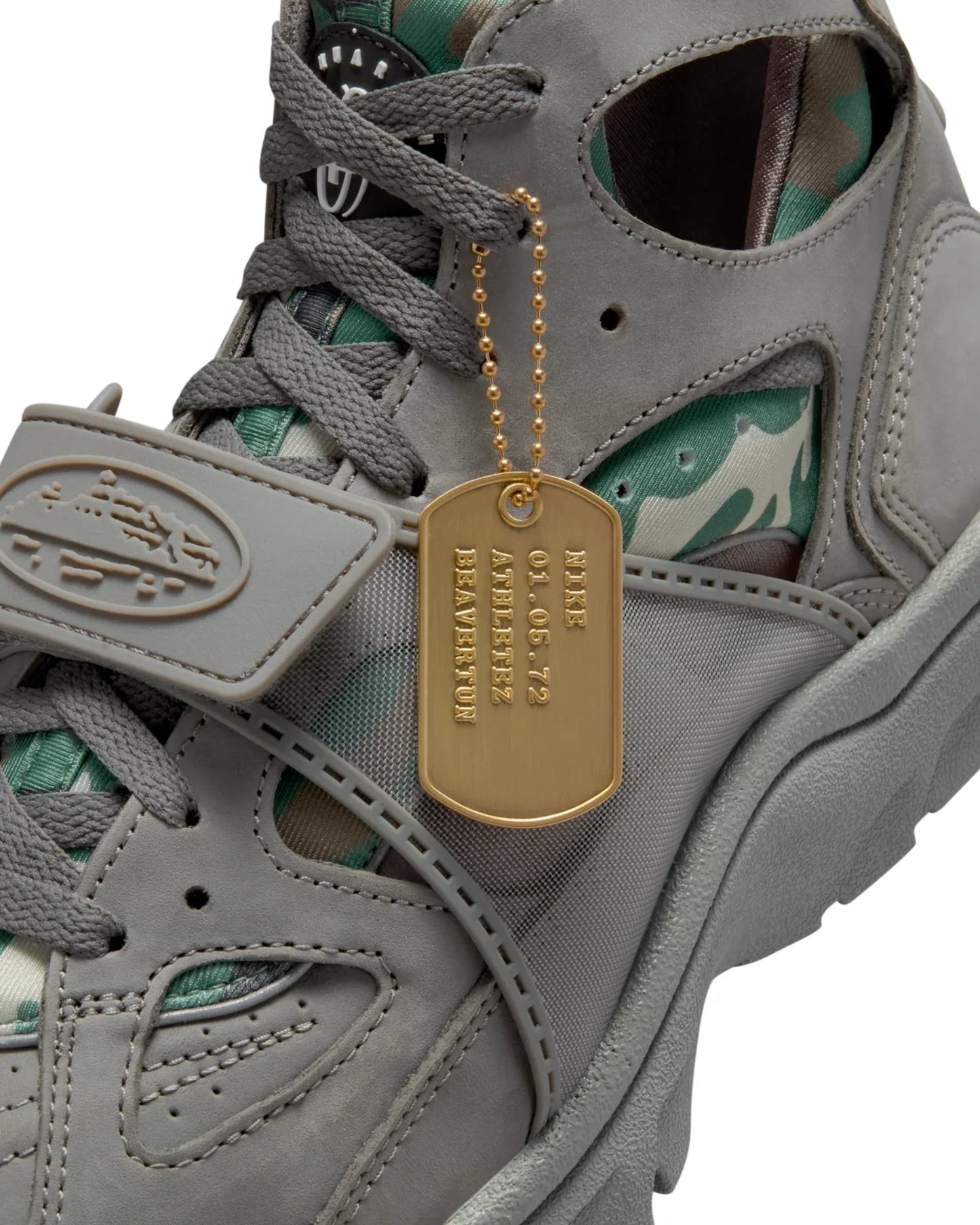 Nike Air Trainer Huarache Corteiz Gully Grey