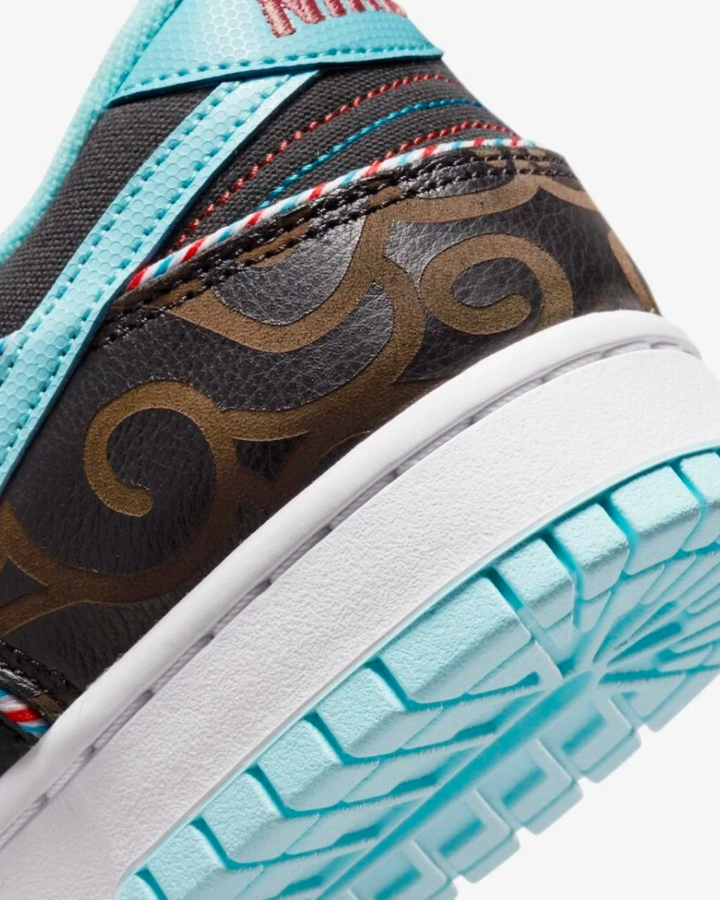 Nike Dunk Low SE Barber Shop Black