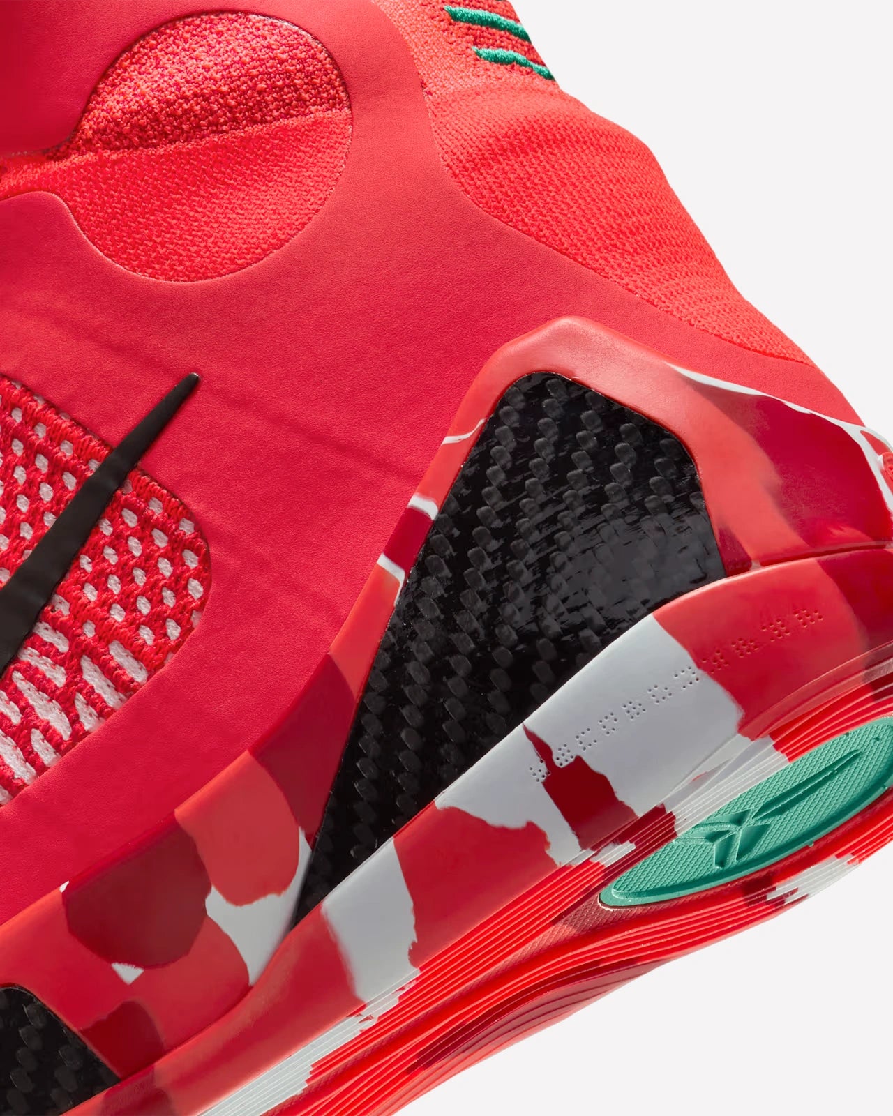 Nike Kobe 9 Elite Protro Christmas (2024)