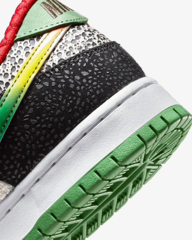 Nike SB Dunk Low What The Paul