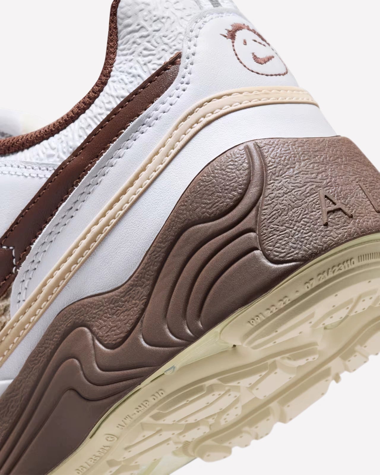 Nike Zoom Field Jaxx Travis Scott Light Chocolate