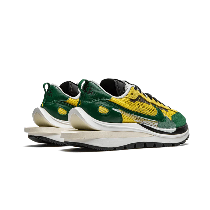 Nike sacai Vaporwaffle Tour Yellow Stadium Green