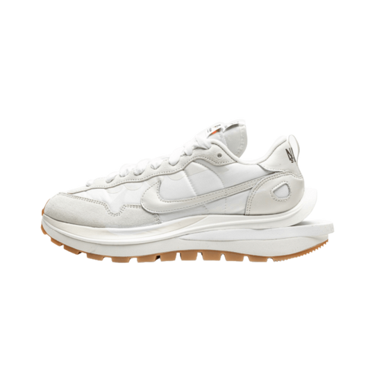 Nike sacai Vaporwaffle Sail Gum - Sneaker Lane