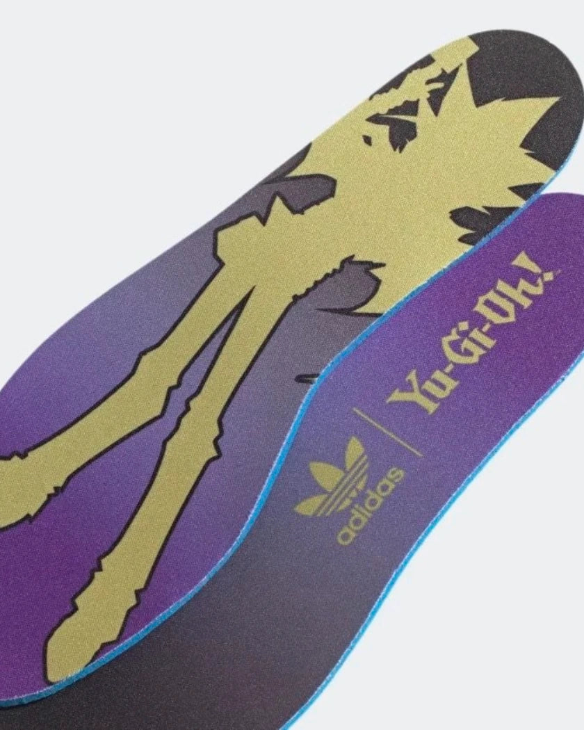 adidas ADI2000 Yu-Gi-Oh! Yugi's World (with Sealed Dark Magician Promo Card)