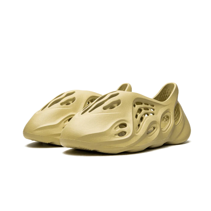adidas Yeezy Foam RNNR Sulfur