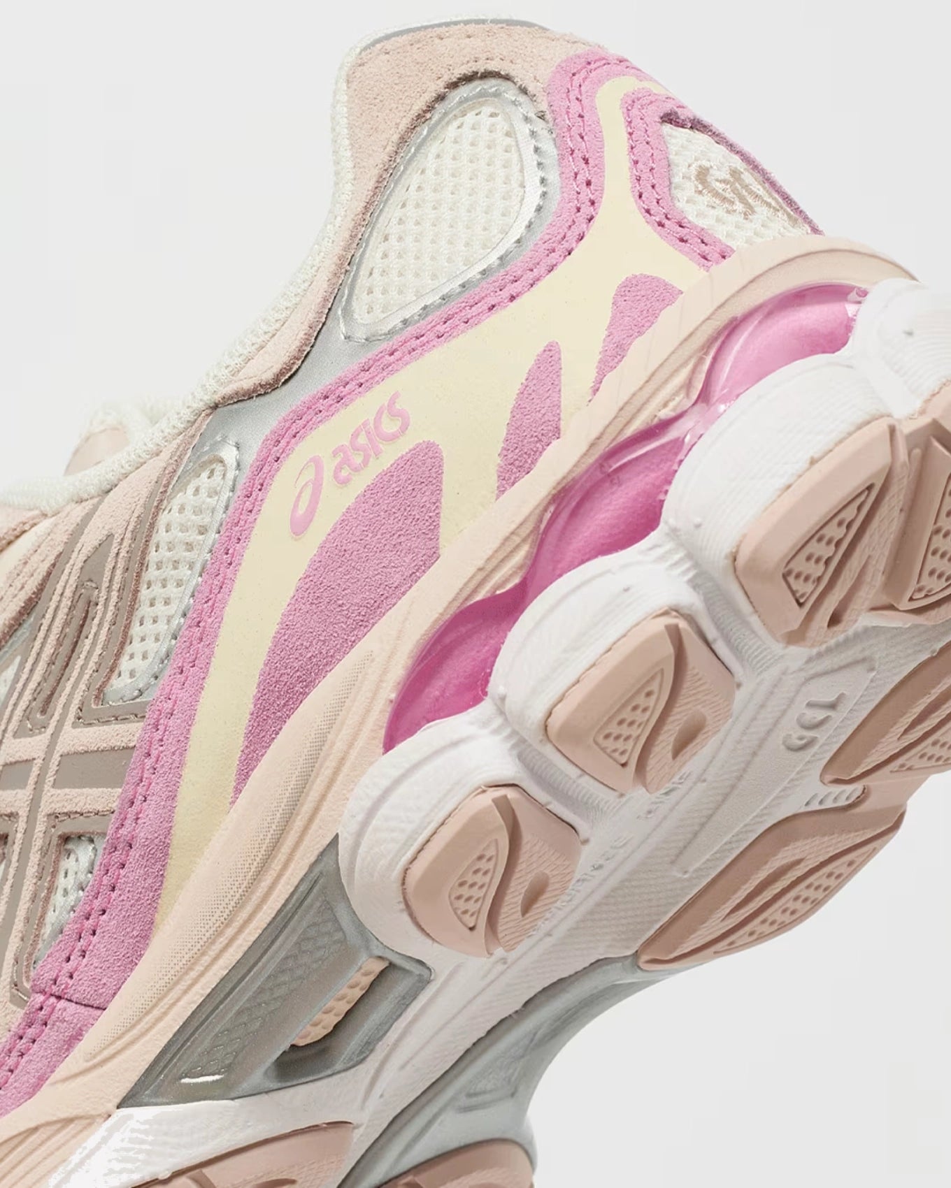 ASICS Gel-NYC Cream Mineral Beige Pink