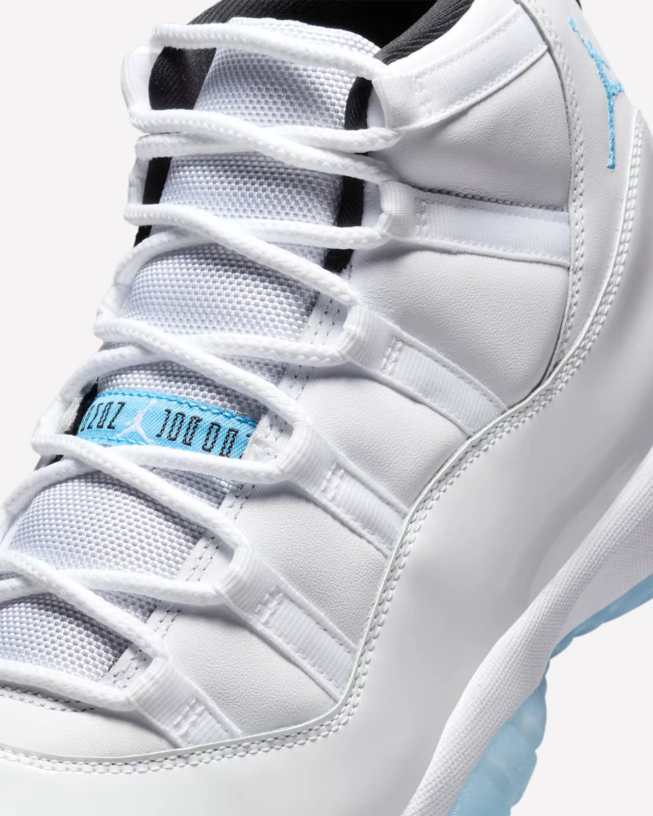 Air Jordan 11 Retro Legend Blue (2024)