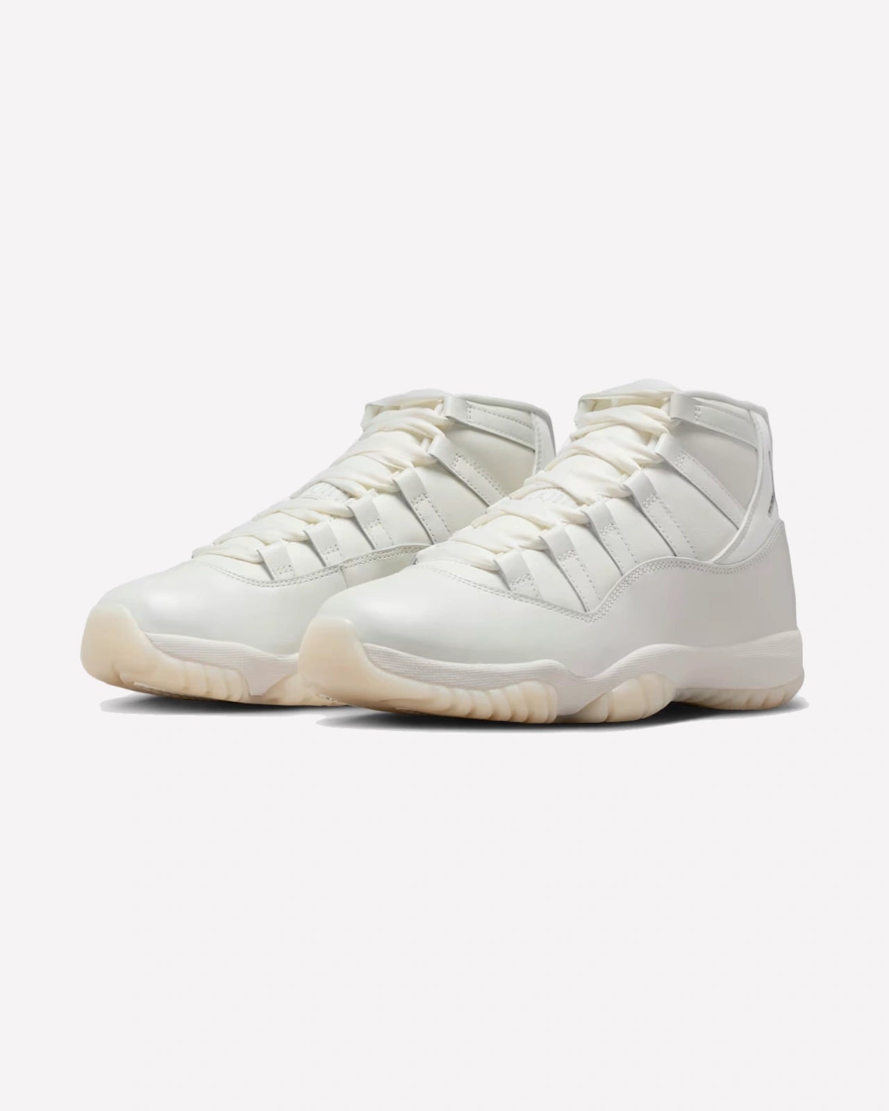 Air Jordan 11 Retro Pearl