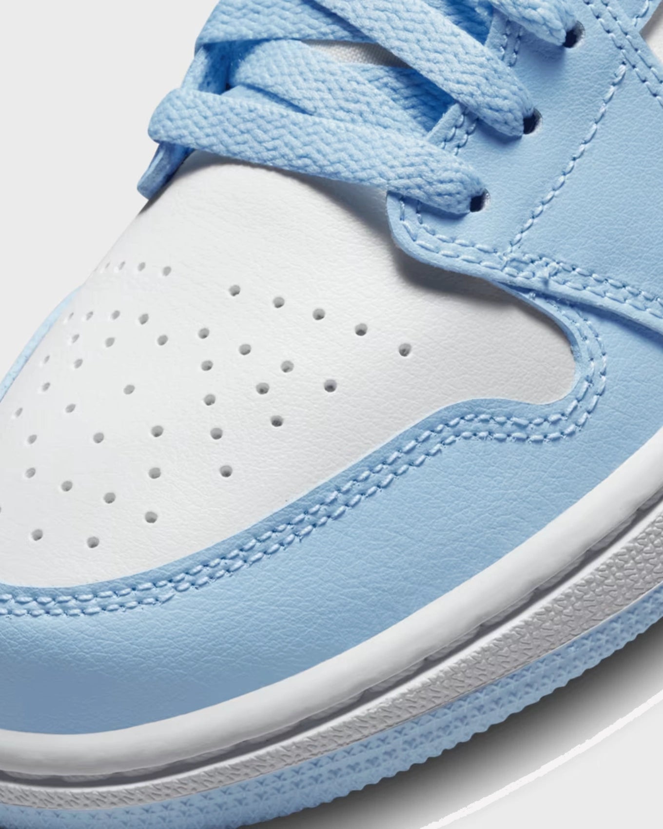 Air Jordan 1 Low Ice Blue (W)