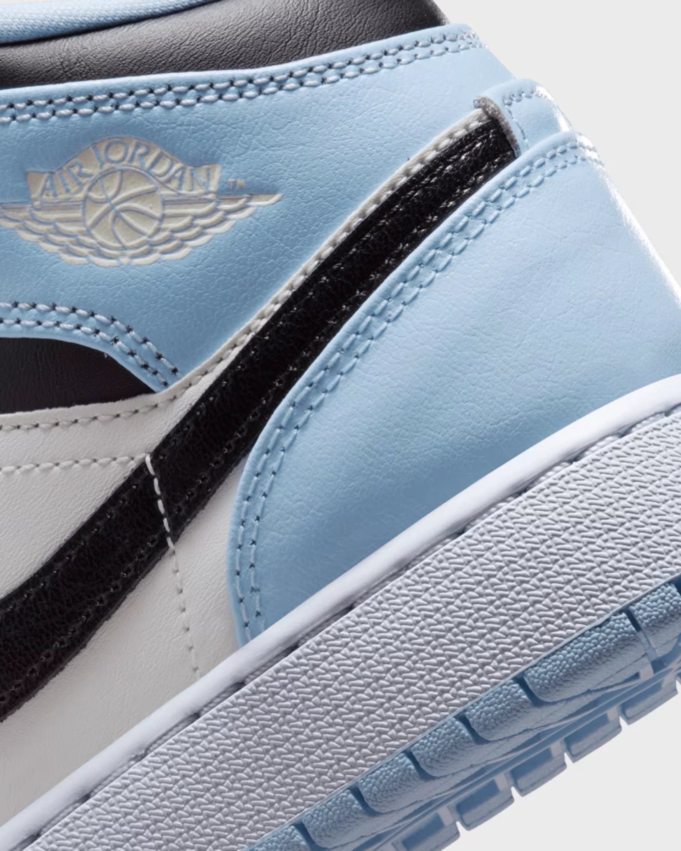 Air Jordan 1 Mid Ice Blue (GS)