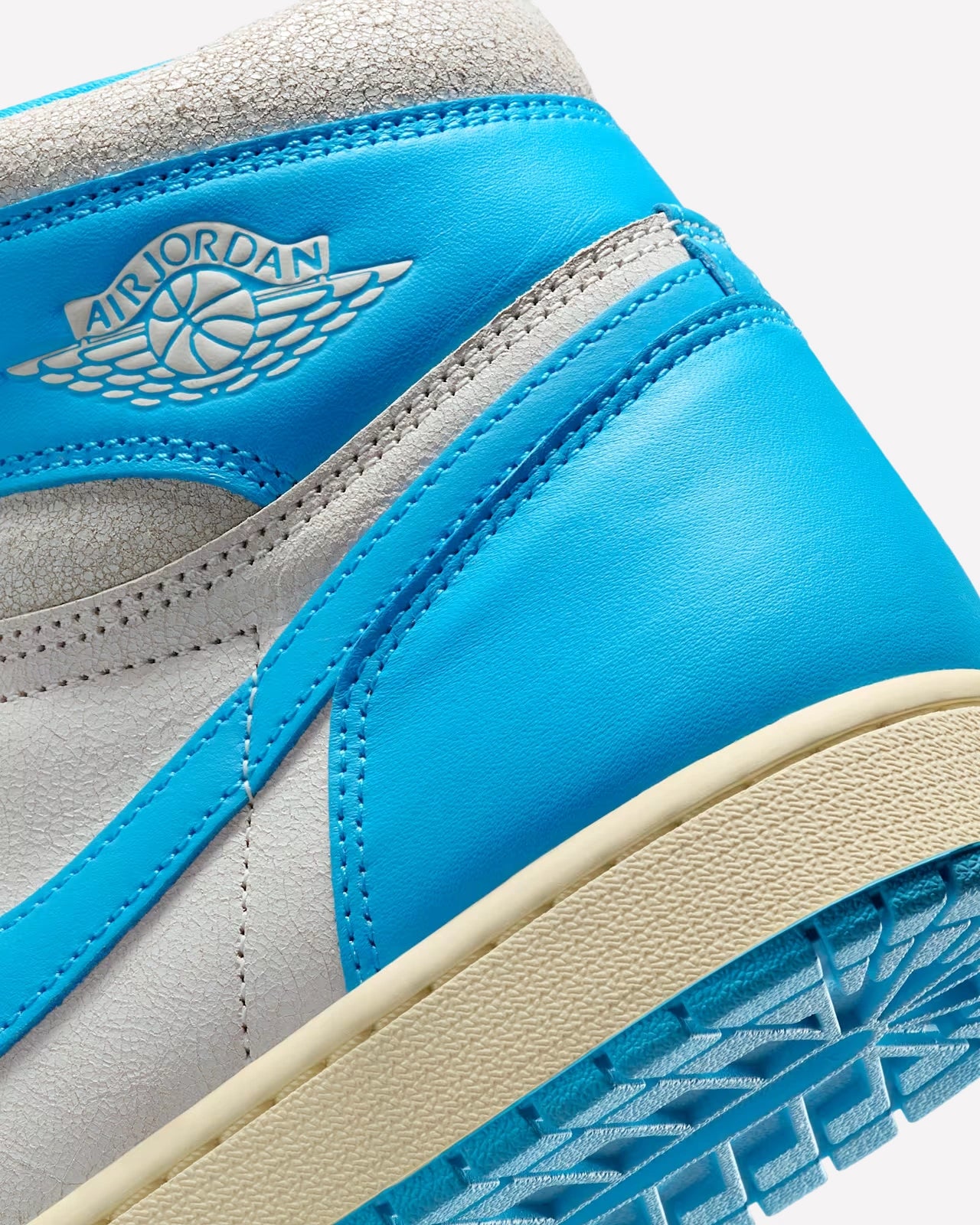 Air Jordan 1 Retro High OG UNC Reimagined