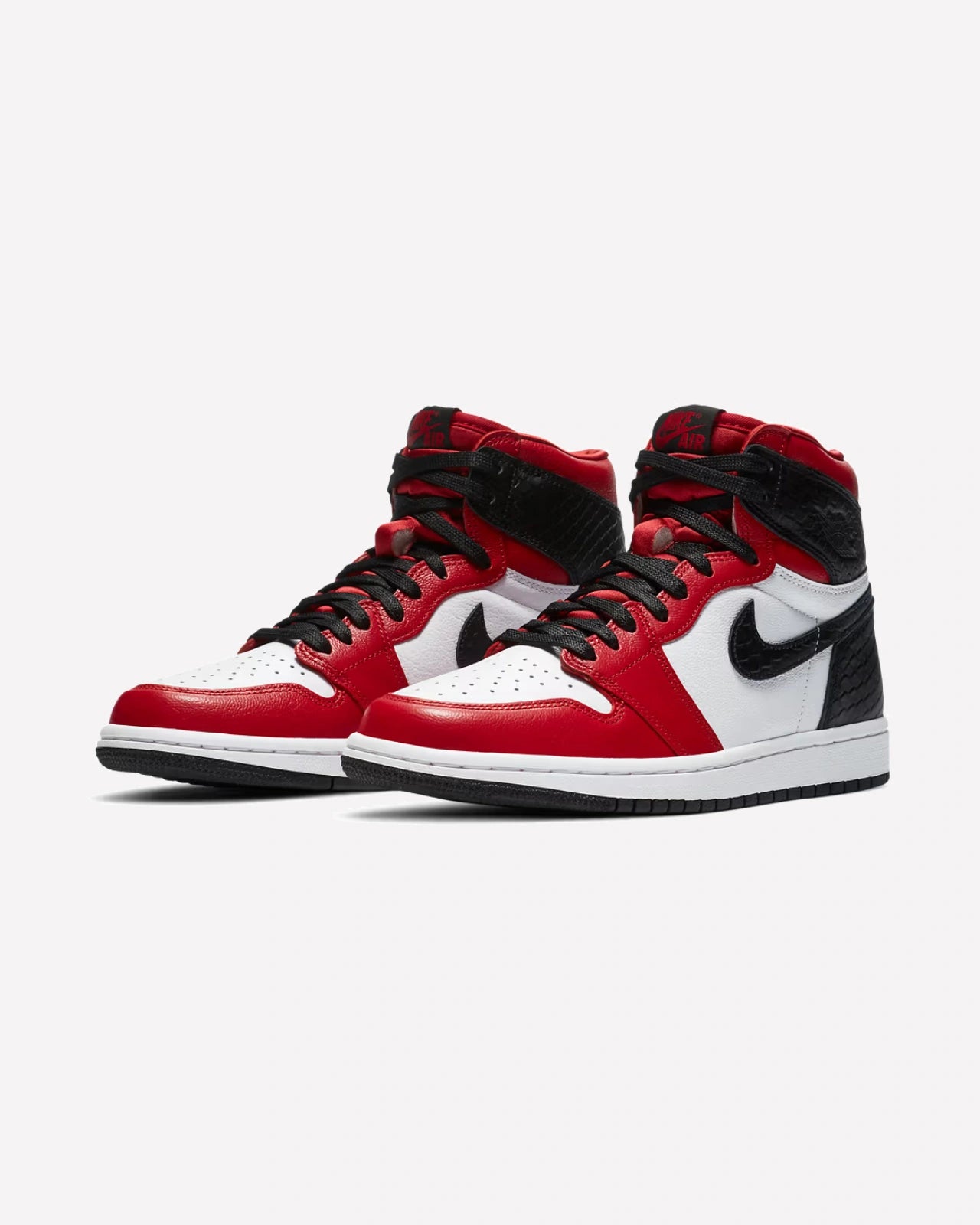Air Jordan 1 Retro High Satin Snake Chicago (W)
