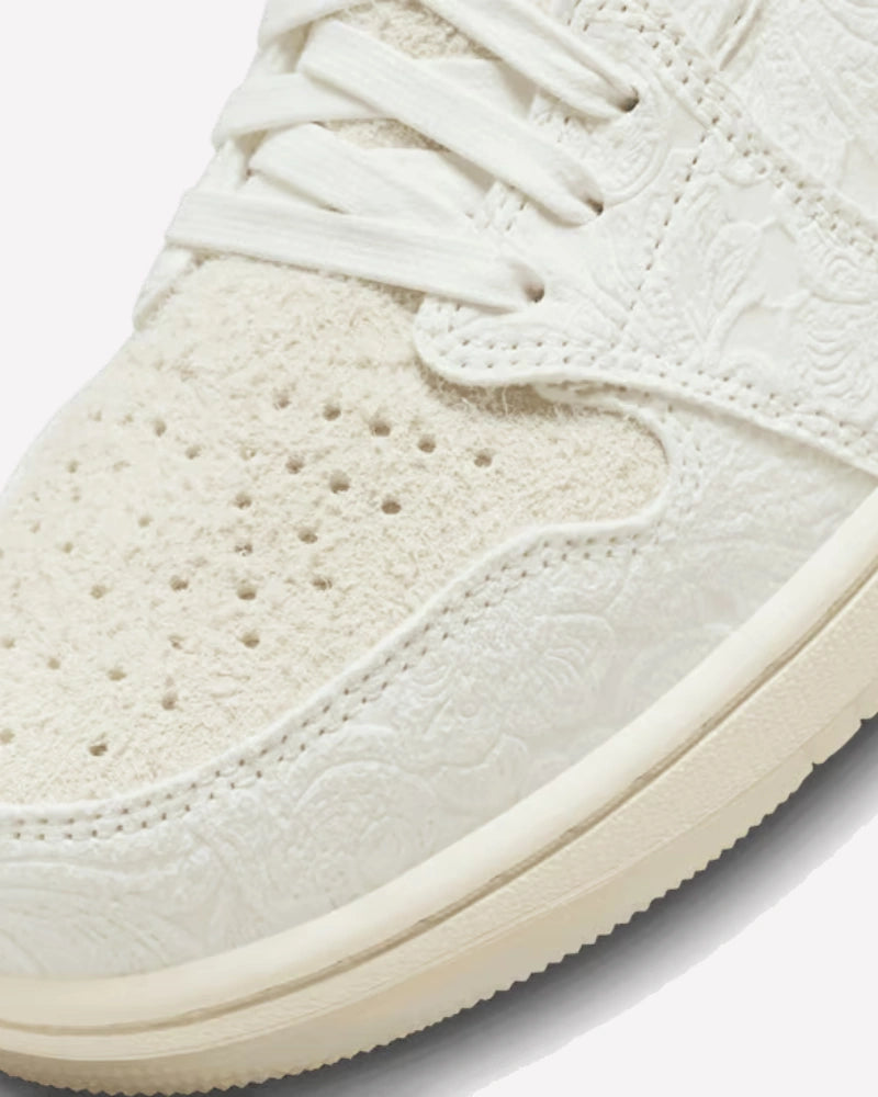 Air Jordan 1 Retro Low OG Chris Paul Give Them Flowers