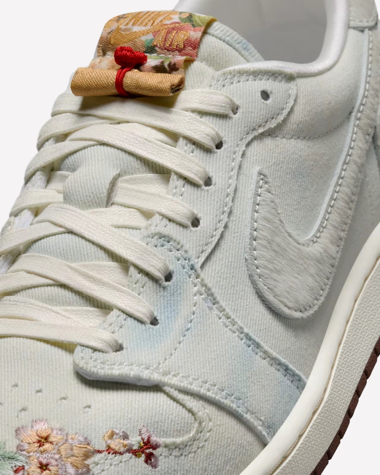 Air Jordan 1 Retro Low OG Football Grey Sail Light Chocolate