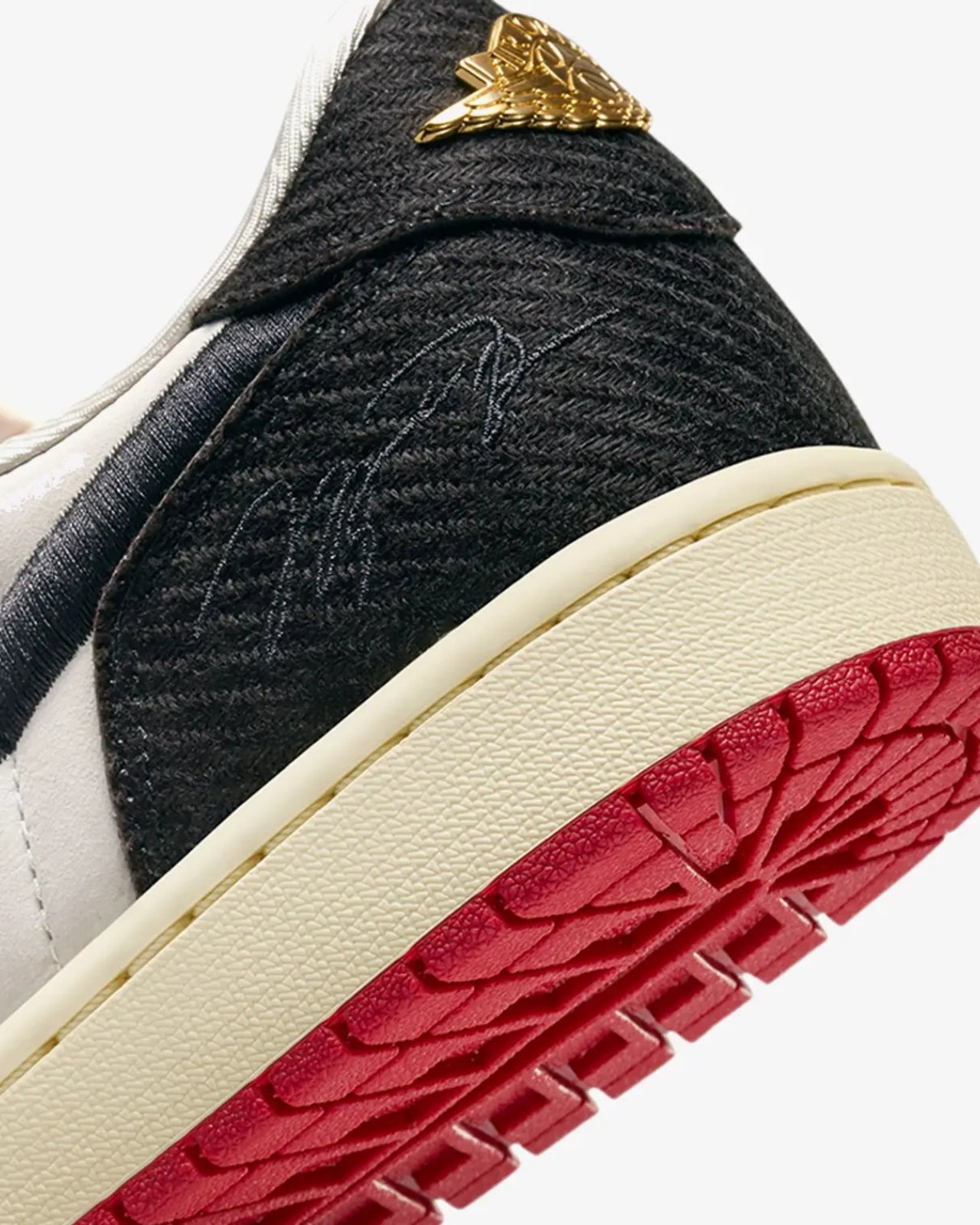 Air Jordan 1 Retro Low OG Trophy Room Away