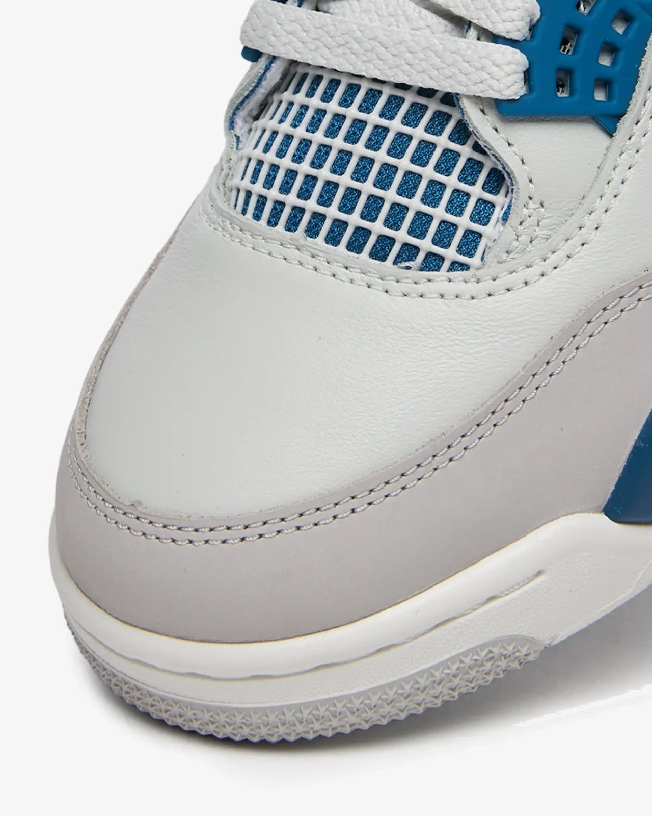 Air Jordan 4 Retro Military Blue (2024)
