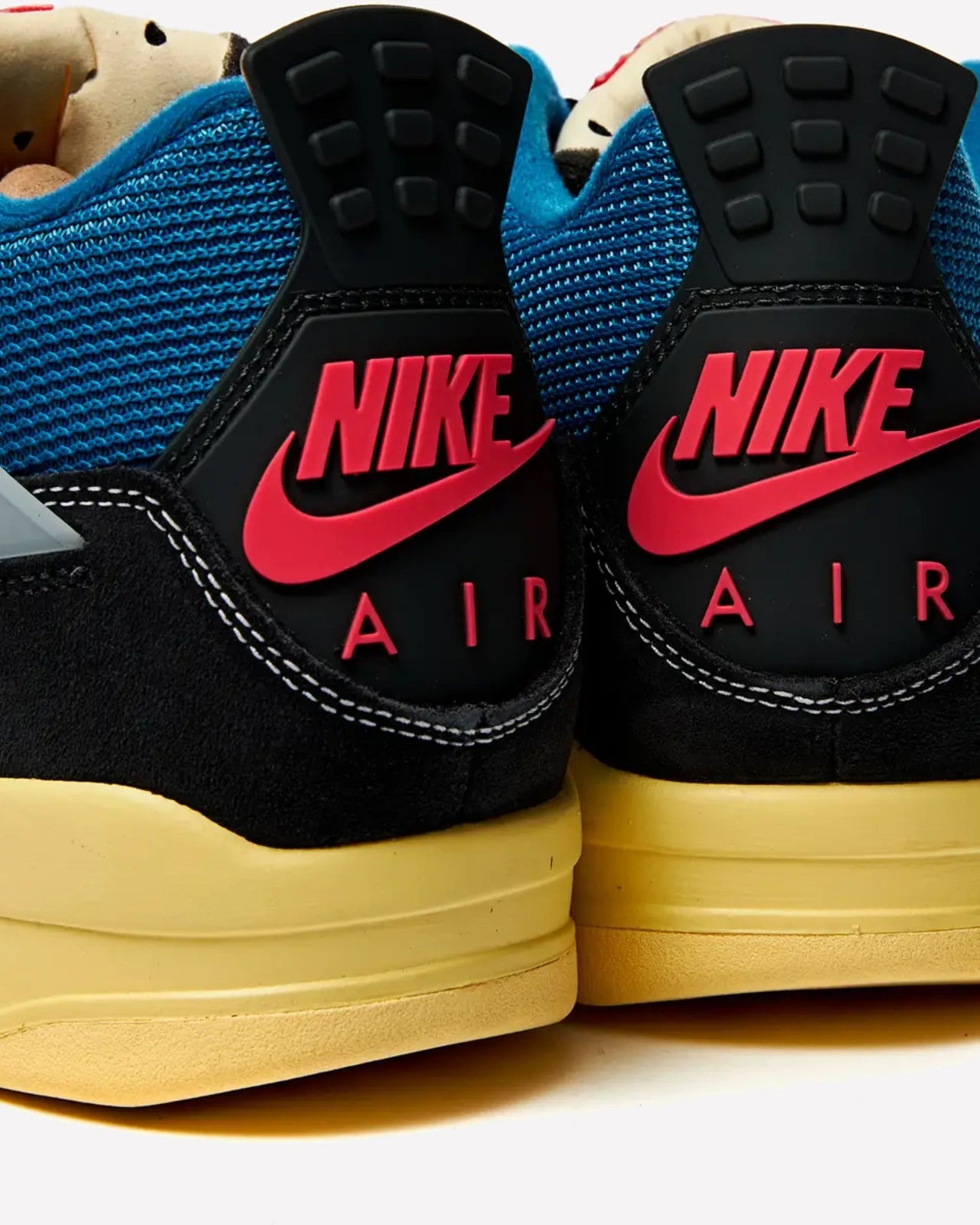 Air Jordan 4 Retro Union Off Noir