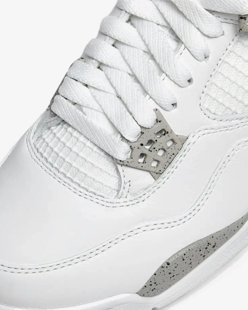 Air Jordan 4 Retro White Oreo (2021)