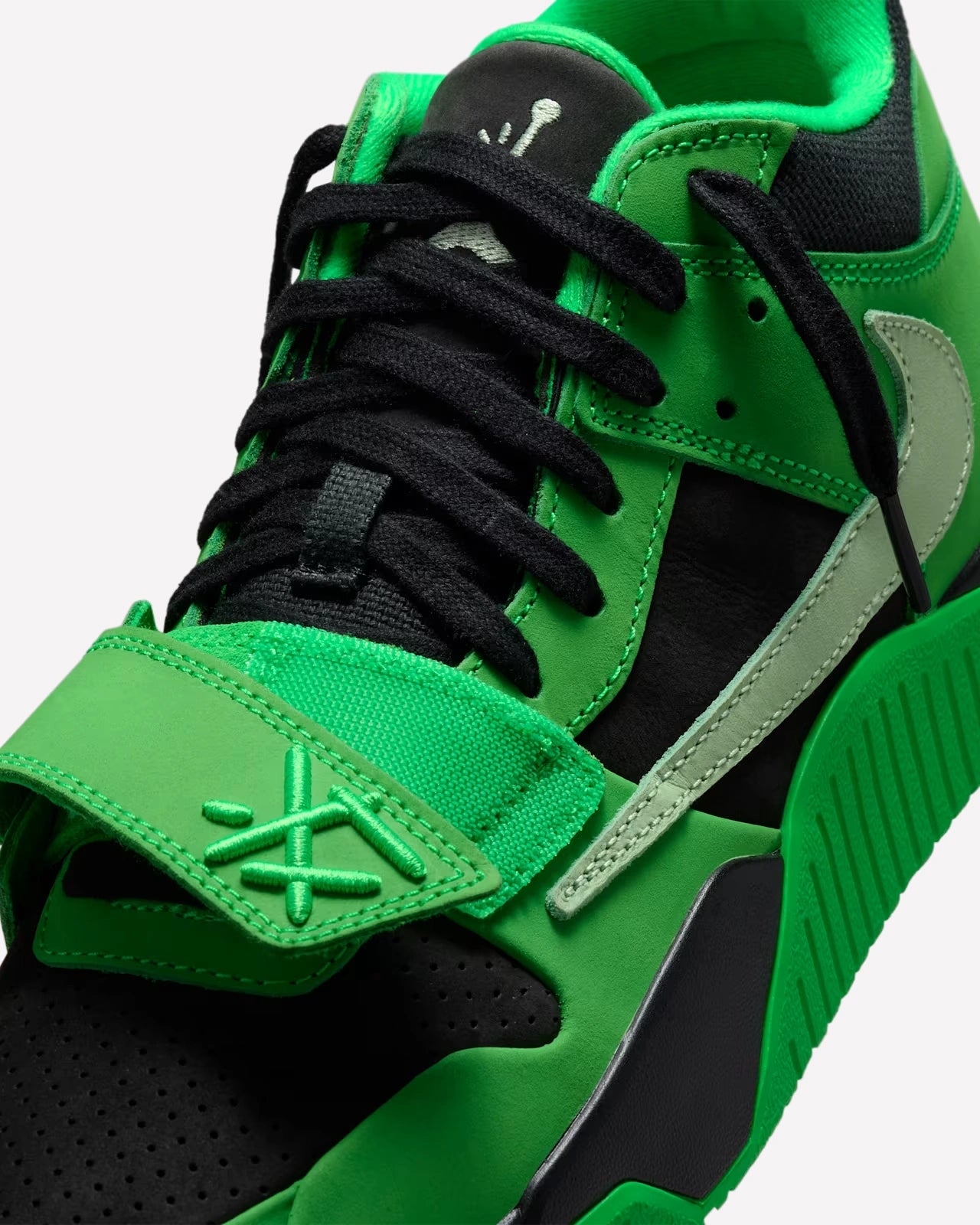 Air Jordan CJ1 T-Rexx Travis Scott Green Spark