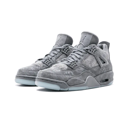 Air Jordan 4 Retro Kaws