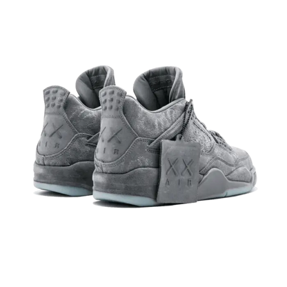 Air Jordan 4 Retro Kaws