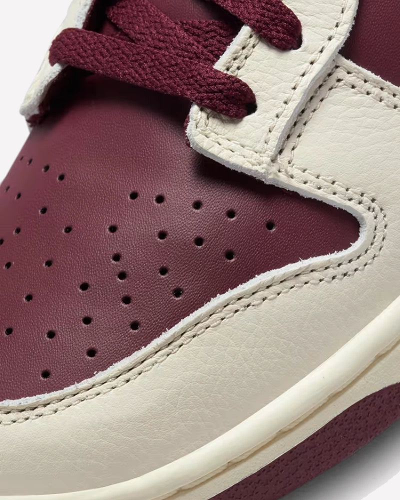 Nike Dunk Low Retro PRM Valentine's Day (2023)