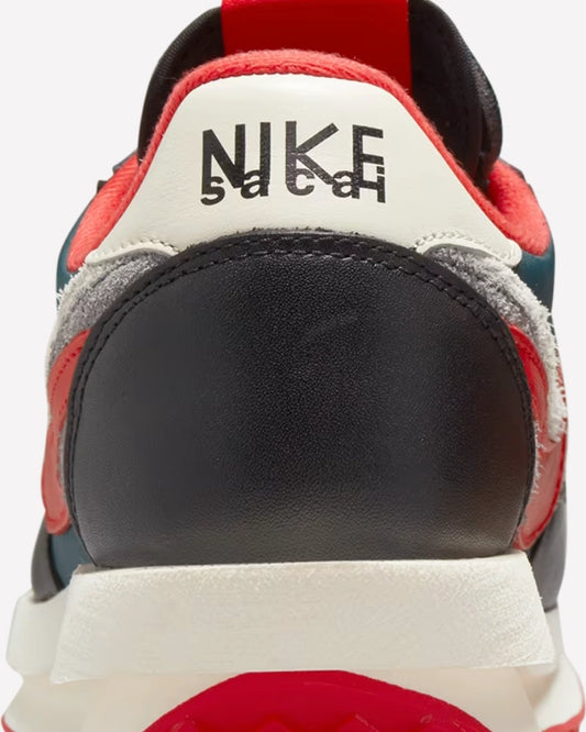 Nike LD Waffle sacai Undercover Midnight Spruce University Red