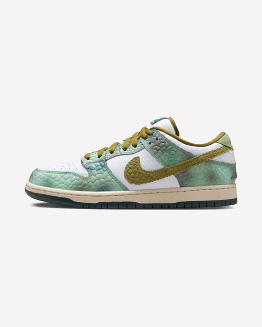 Nike SB Dunk Low Alexis Sablone Chameleon