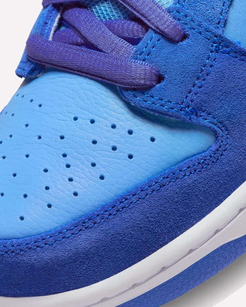 Nike SB Dunk Low Blue Raspberry
