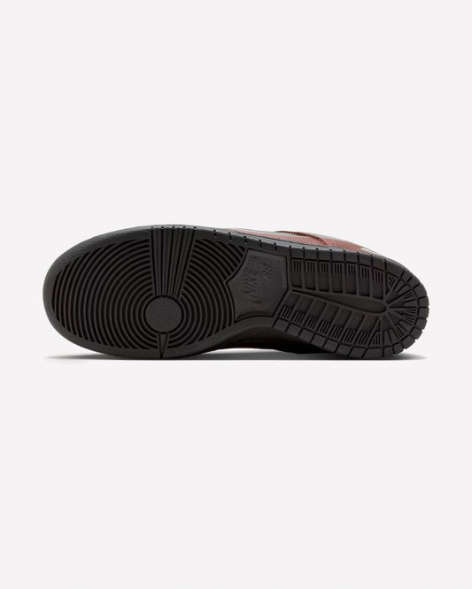 Nike SB Dunk Low Limosine Skateboards
