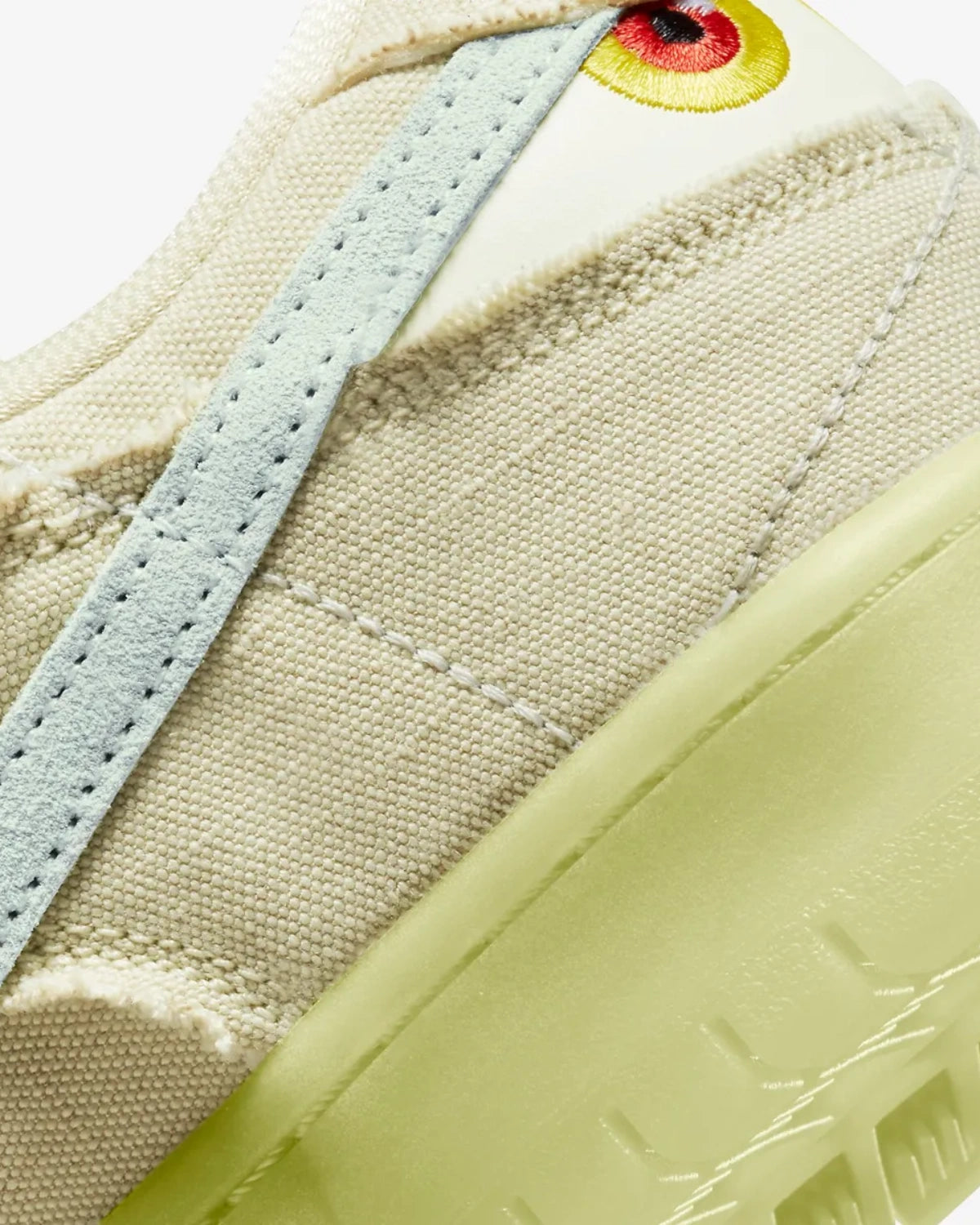 Nike SB Dunk Low Mummy