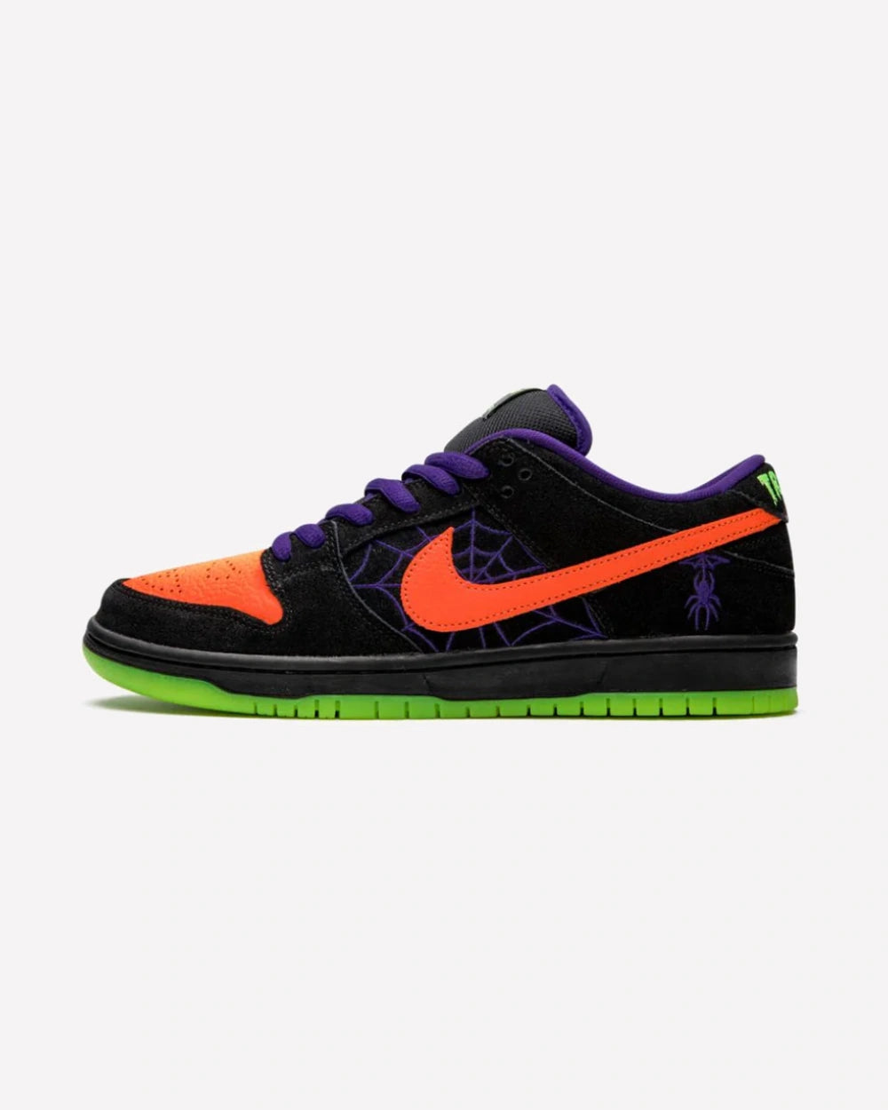 Nike SB Dunk Low Night of Mischief Halloween