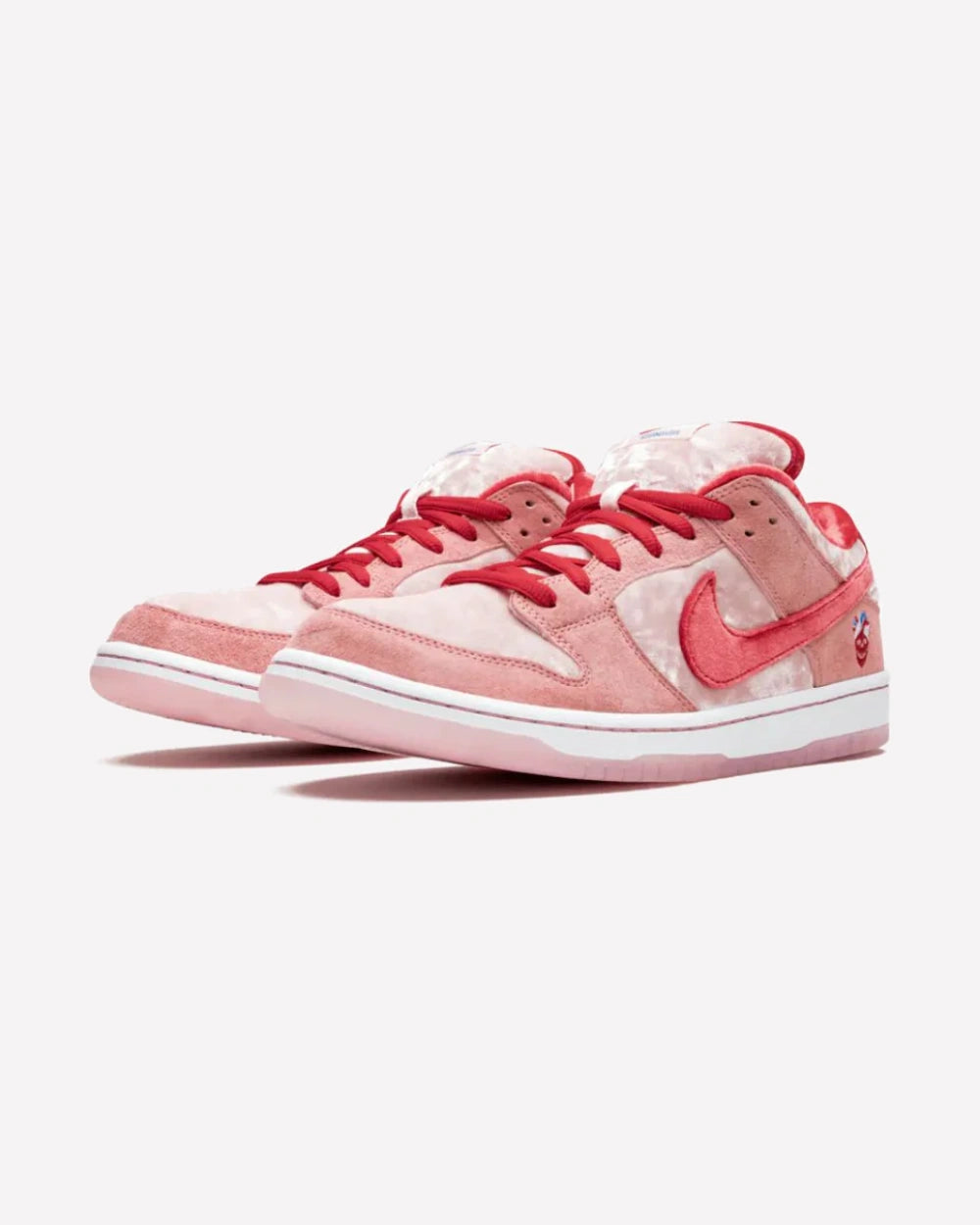 Nike SB Dunk Low StrangeLove Skateboards