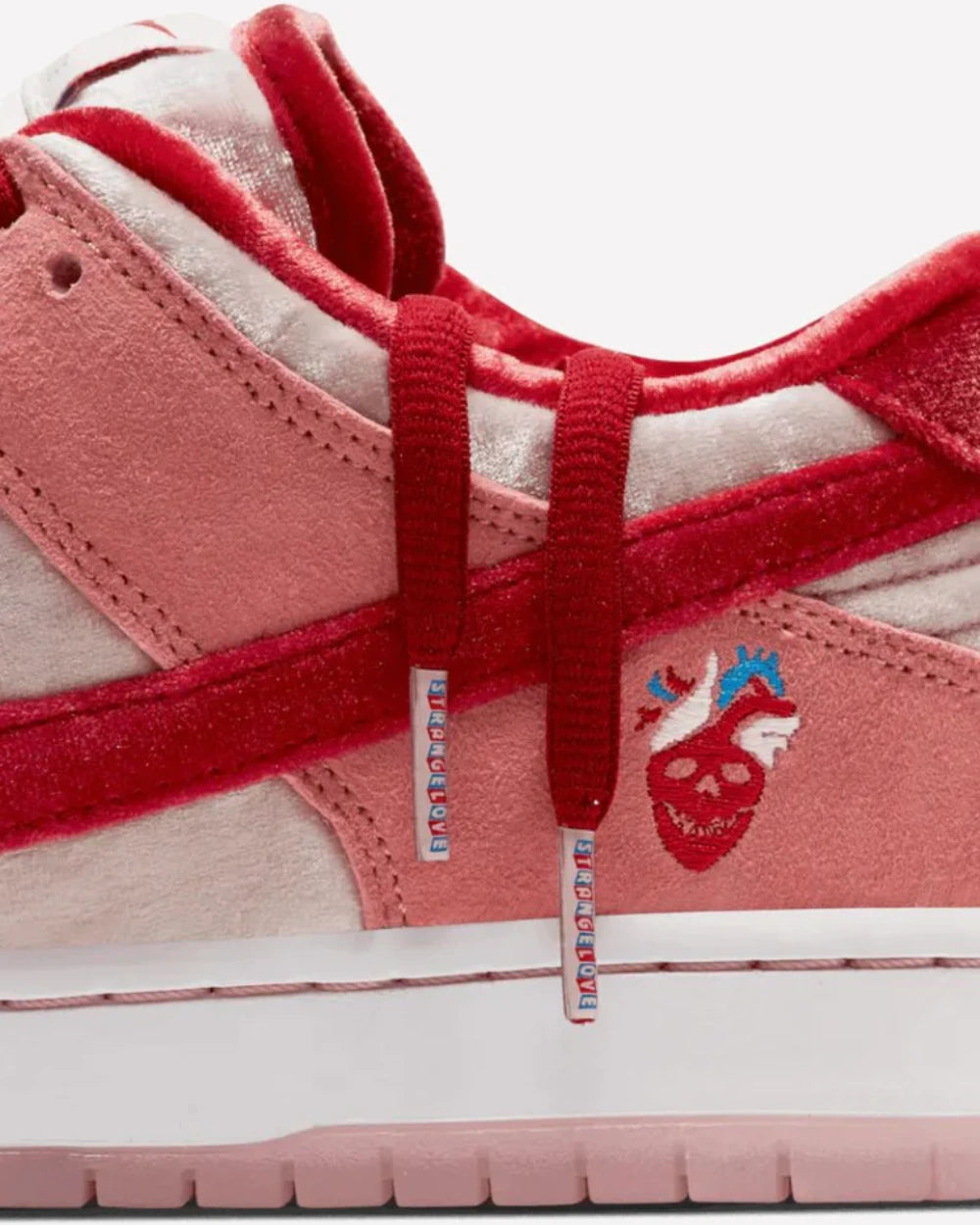 Nike SB Dunk Low StrangeLove Skateboards