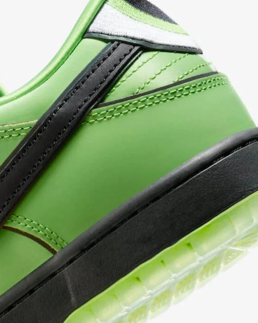 Nike SB Dunk Low The Powerpuff Girls Buttercup