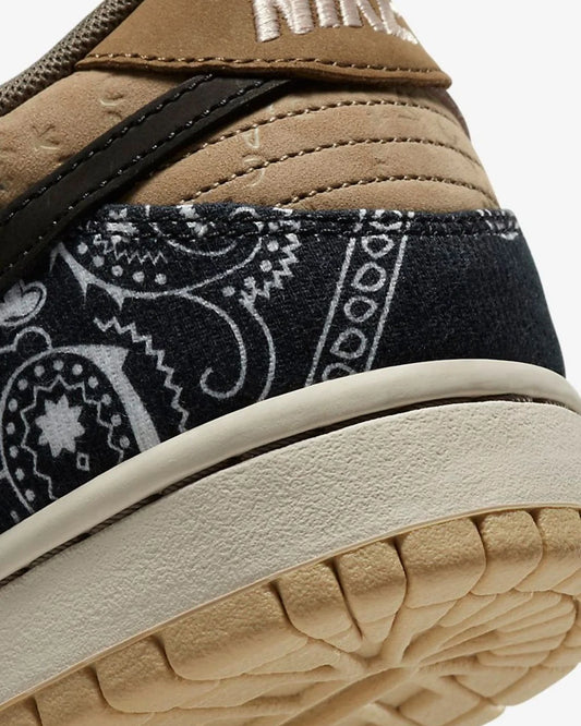 Nike SB Dunk Low Travis Scott (Special Box)