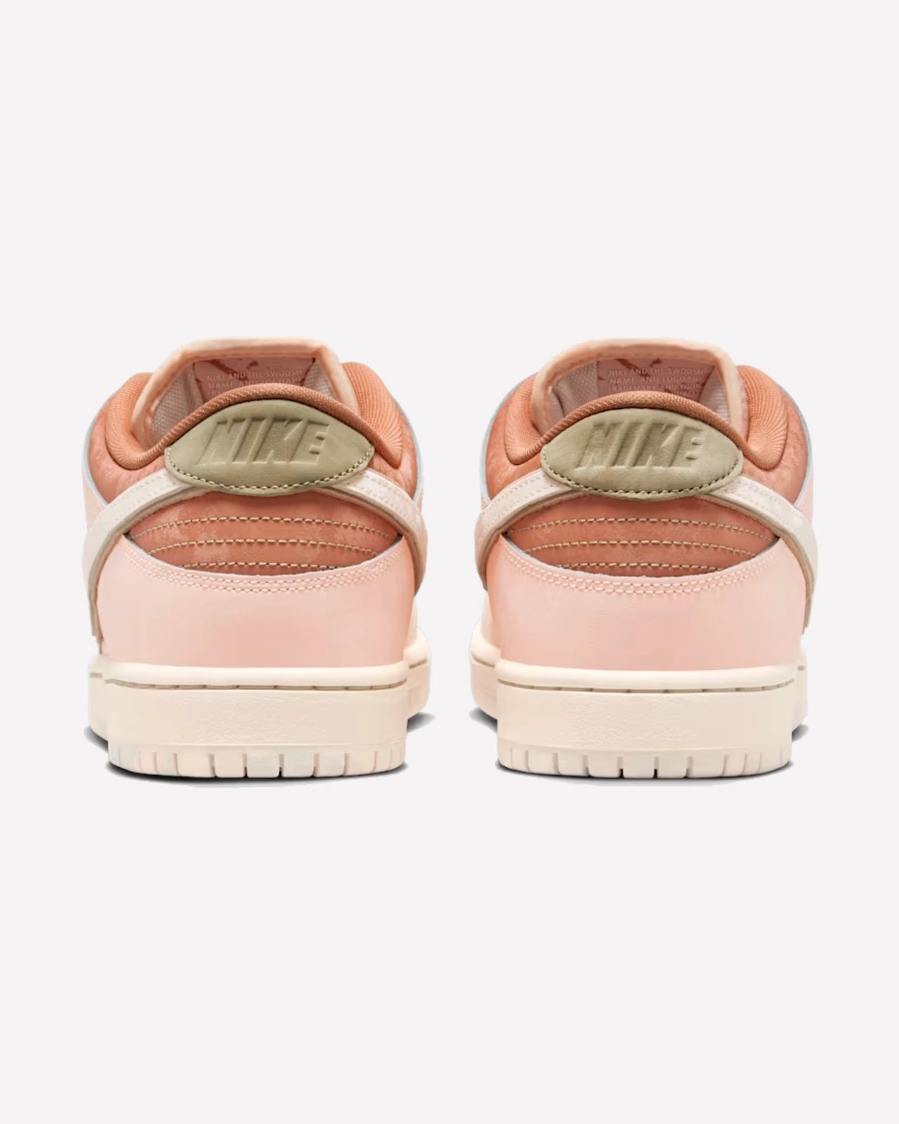 Nike SB Dunk Low Trocadéro Gardens