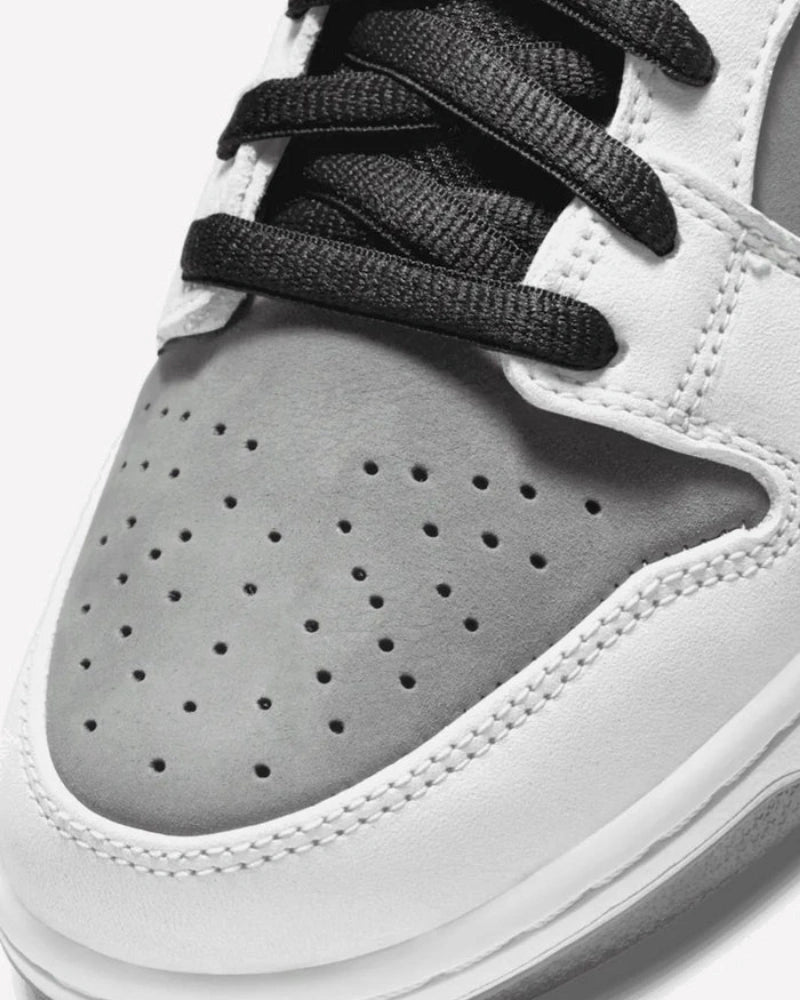 Nike SB Dunk Low VX1000