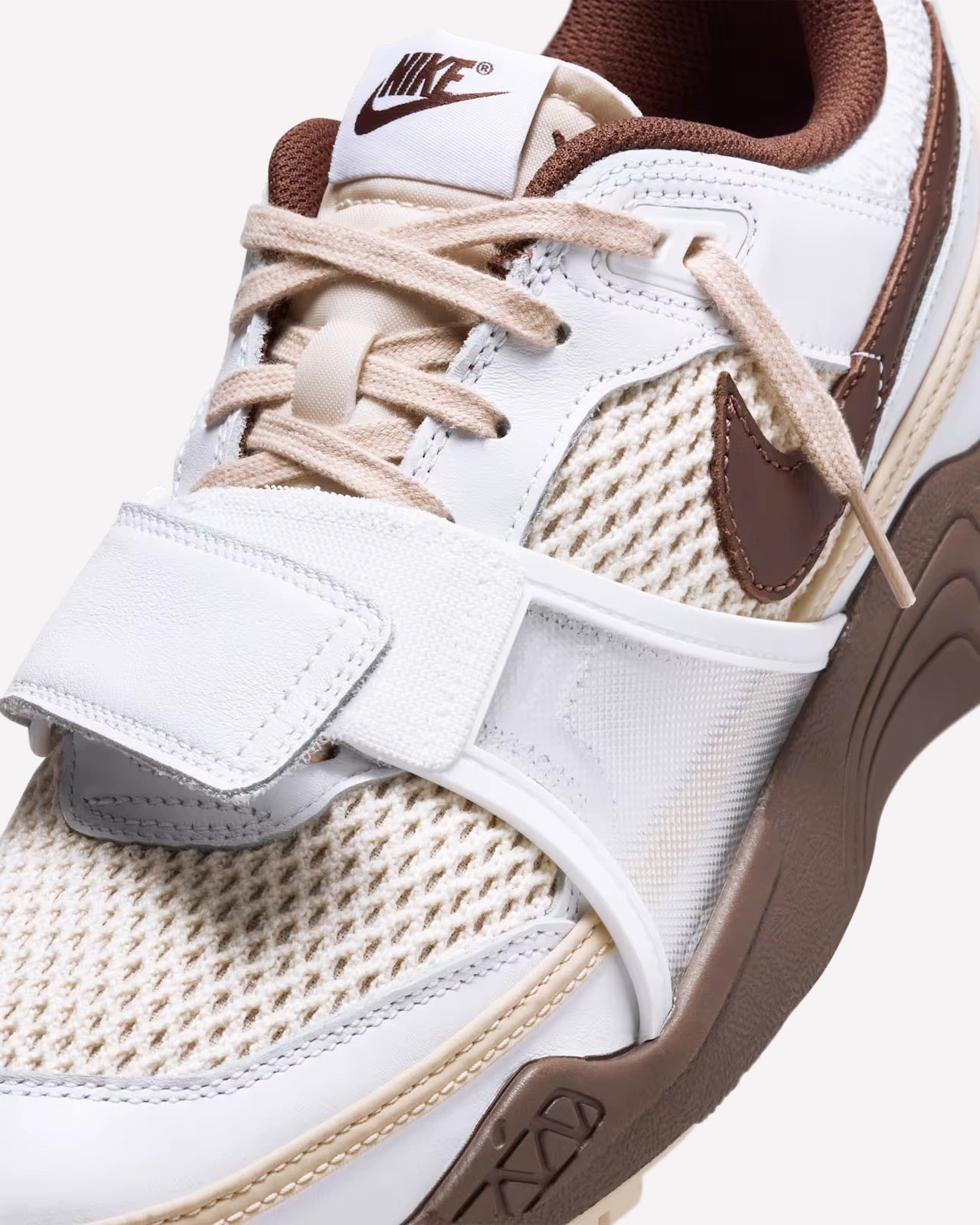 Nike Zoom Field Jaxx Travis Scott Light Chocolate