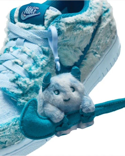 Nike Dunk Low Abominable Snowman (GS)