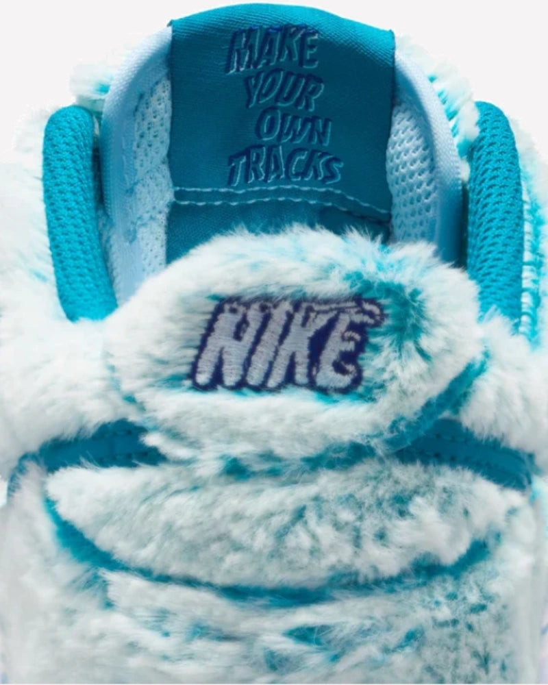 Nike Dunk Low Abominable Snowman (GS)