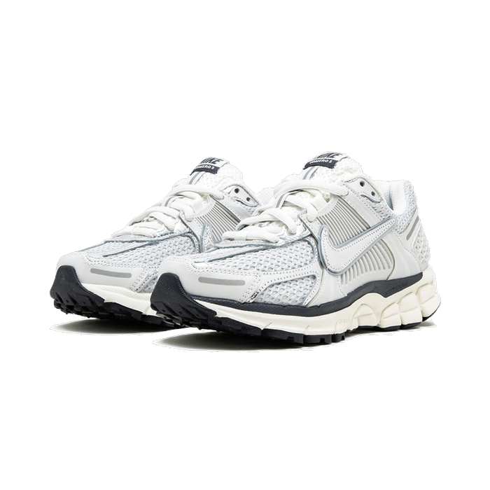 Nike Zoom Vomero 5 Photon Dust Metallic Silver