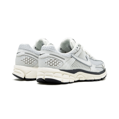 Nike Zoom Vomero 5 Photon Dust Metallic Silver