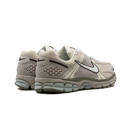 Nike Zoom Vomero 5 SE Light Orewood Brown