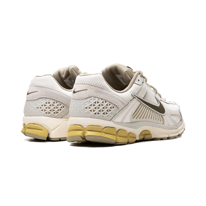 Nike Zoom Vomero 5 SP Light Bone Neutral Olive