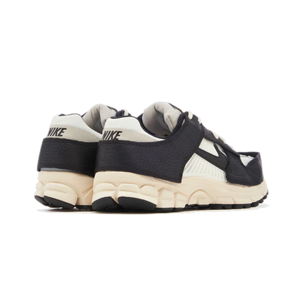 Nike Zoom Vomero 5 Timeless Panda Dunk