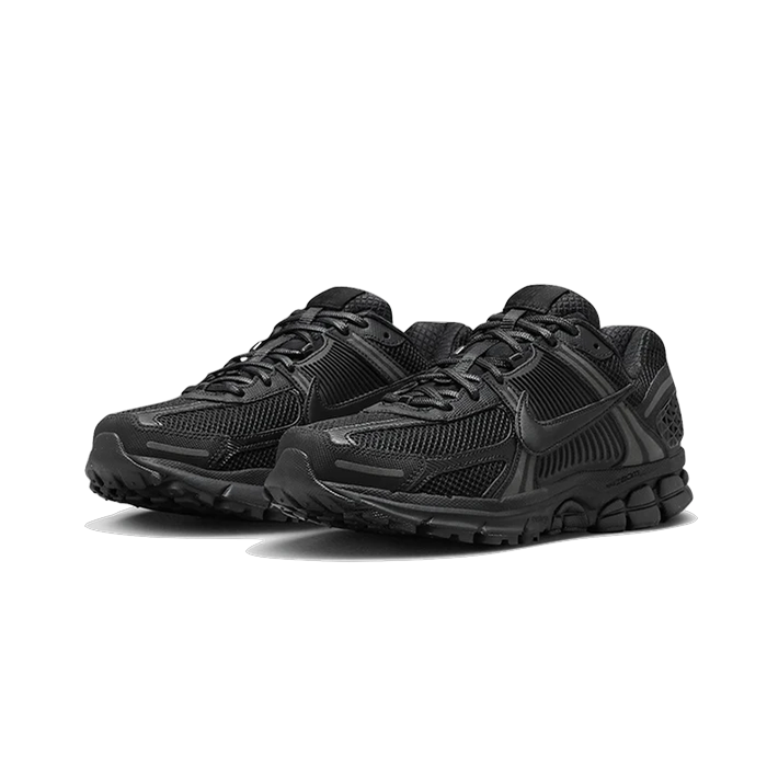 Nike Zoom Vomero 5 Triple Black